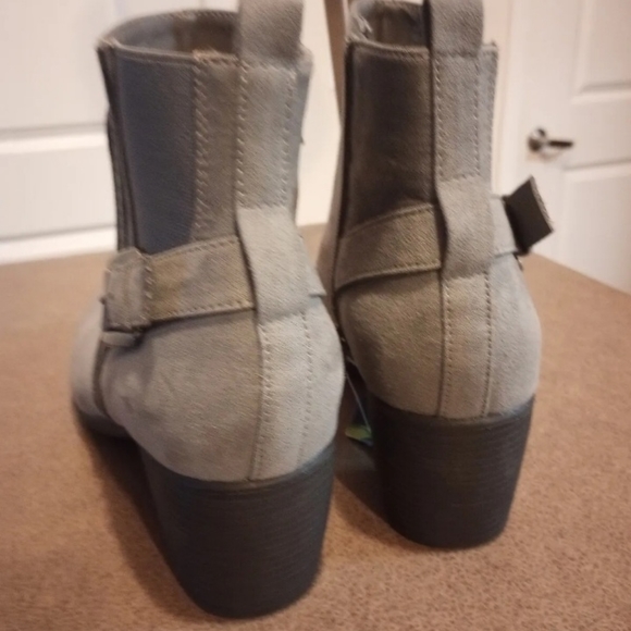 Ladies boots size 9m - Picture 2 of 11